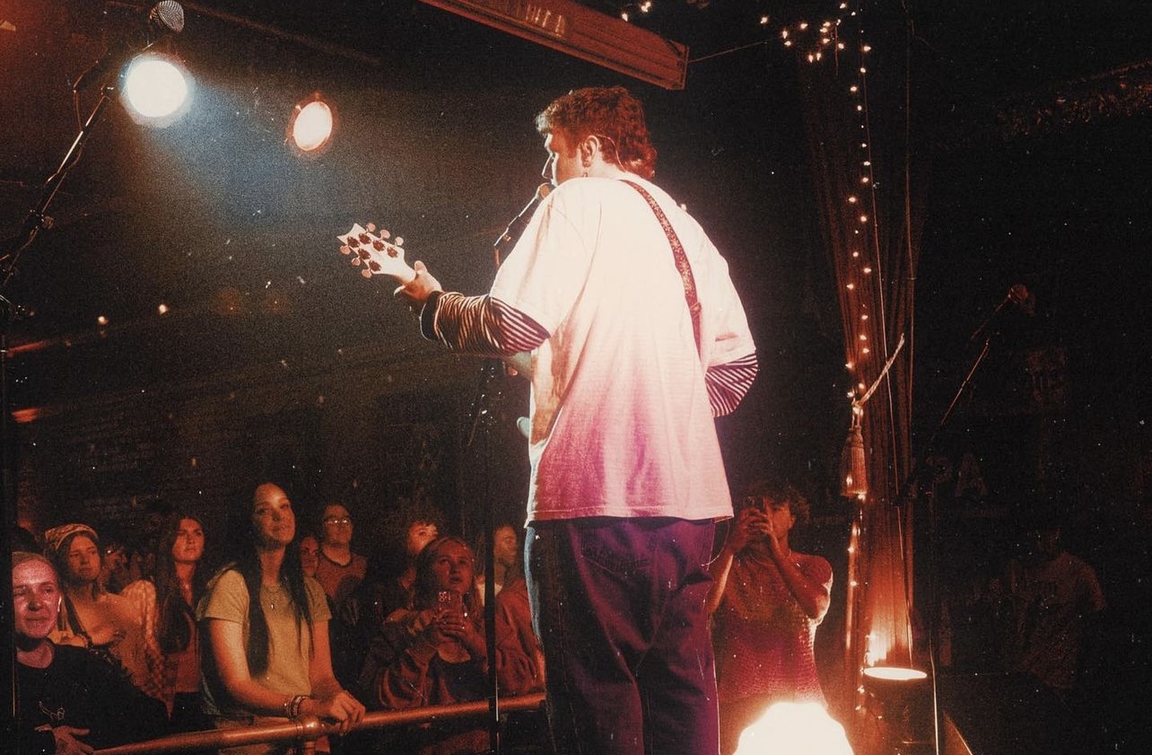 Two Kids in a Trench Coat: New Single Interview with Up-and-Coming Artist, Comfort Club