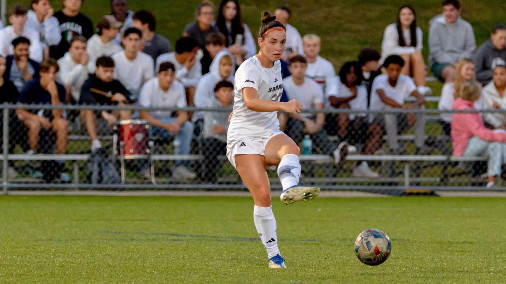 Women’s Soccer Falls Short to Davidson After Hour-Long Lightning Delay Women’s Soccer Falls Short to Davidson After Hour-Long Lightning Delay