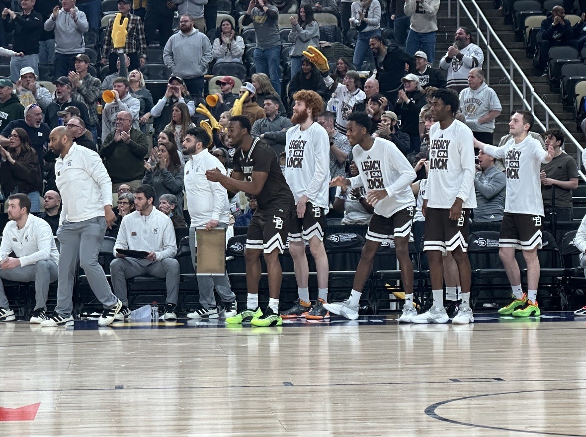 Bonnies upset George Mason 63-57 to keep season alive Bonnies upset George Mason 63-57 to keep season alive
